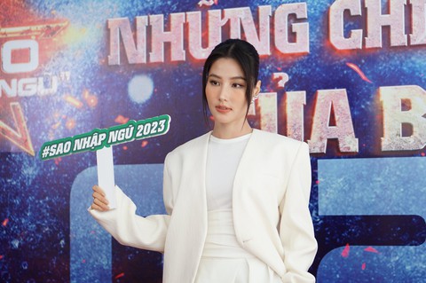 Nhã Phương đi Sao nhập ngũ, Trường Giang hỏi: Ủa em bị điên hả? - Ảnh 5. Nhã Phương đi Sao nhập ngũ, Trường Giang hỏi: Ủa em bị điên hả? - Ảnh 5.