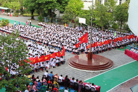 Đi kiểm tra học kỳ 1, học sinh bất ngờ được báo hoãn - Ảnh 1. Đi kiểm tra học kỳ 1, học sinh bất ngờ được báo hoãn - Ảnh 1.