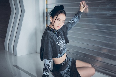 K-pop 2023 mở bát nhộn nhịp: Từ màn comeback của EXO & G-Dragon đến debut solo của Jisoo - Ảnh 4. K-pop 2023 mở bát nhộn nhịp: Từ màn comeback của EXO & G-Dragon đến debut solo của Jisoo - Ảnh 4.