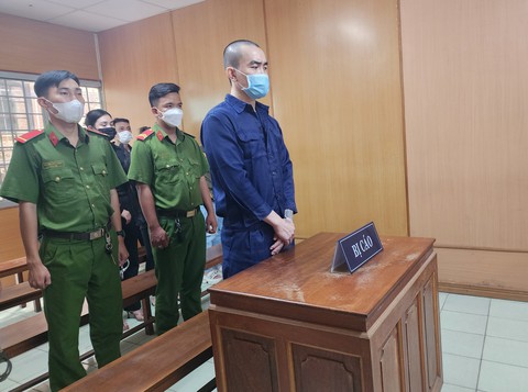 Vụ thi thể lìa đầu ở quận 7, TP.HCM: Ớn lạnh lời khai của bị cáo tại tòa - Ảnh 1. Vụ thi thể lìa đầu ở quận 7, TP.HCM: Ớn lạnh lời khai của bị cáo tại tòa - Ảnh 1.