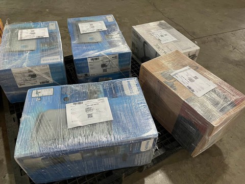 Công an Hà Nội phát hiện gần một tạ ma túy gửi từ Đức về Việt Nam - Ảnh 1. Công an Hà Nội phát hiện gần một tạ ma túy gửi từ Đức về Việt Nam - Ảnh 1.