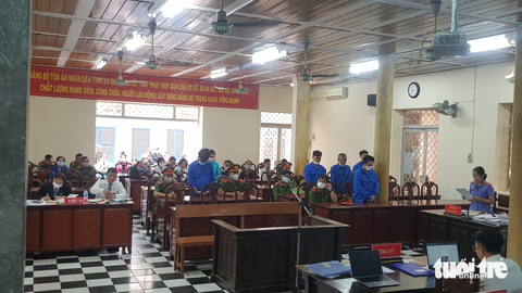 Đề nghị phạt Mười Tường từ 14-16 năm tù vụ buôn lậu đường cát - Ảnh 1. Đề nghị phạt Mười Tường từ 14-16 năm tù vụ buôn lậu đường cát - Ảnh 1.