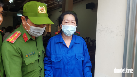 Đề nghị phạt Mười Tường từ 14-16 năm tù vụ buôn lậu đường cát - Ảnh 3. Đề nghị phạt Mười Tường từ 14-16 năm tù vụ buôn lậu đường cát - Ảnh 3.