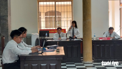 Đề nghị phạt Mười Tường từ 14-16 năm tù vụ buôn lậu đường cát - Ảnh 4. Đề nghị phạt Mười Tường từ 14-16 năm tù vụ buôn lậu đường cát - Ảnh 4.