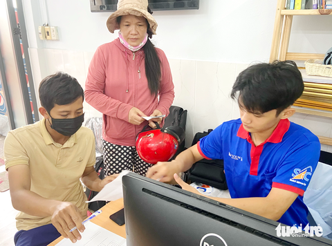 Vẫn còn vé xe Tết miễn phí cho sinh viên - Ảnh 1. Vẫn còn vé xe Tết miễn phí cho sinh viên - Ảnh 1.