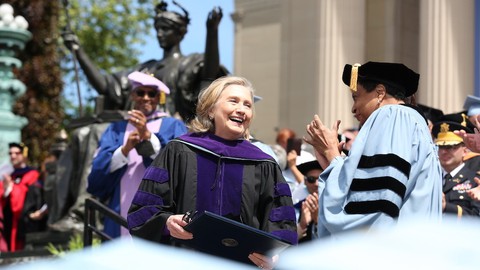 Bà Hillary Clinton trở thành giáo sư tại Đại học Columbia - Ảnh 1. Bà Hillary Clinton trở thành giáo sư tại Đại học Columbia - Ảnh 1.