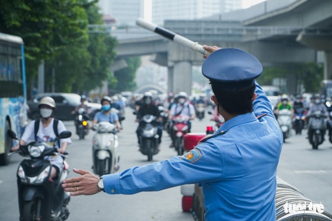 410 người chết vì tai nạn giao thông tại Hà Nội năm 2022 - Ảnh 1. 410 người chết vì tai nạn giao thông tại Hà Nội năm 2022 - Ảnh 1.