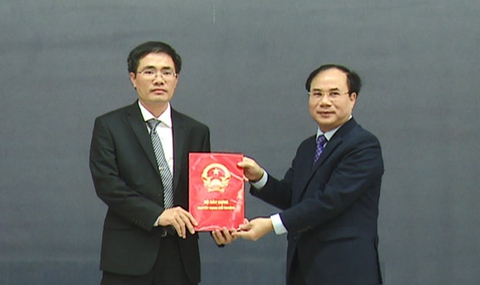 Trường đại học Xây dựng Miền Trung có tân hiệu trưởng - Ảnh 1. Trường đại học Xây dựng Miền Trung có tân hiệu trưởng - Ảnh 1.