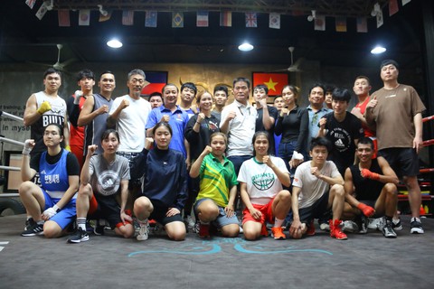 Võ sĩ boxing Việt Nam đấu với nhà vô địch Hàn Quốc - Ảnh 1. Võ sĩ boxing Việt Nam đấu với nhà vô địch Hàn Quốc - Ảnh 1.