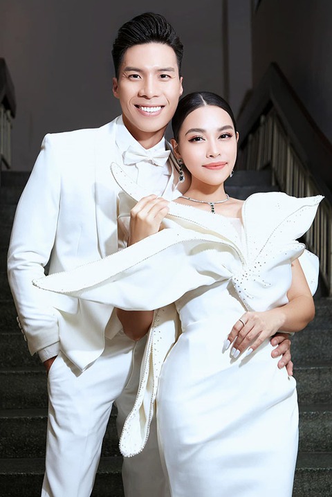 Ảnh vui sao Việt 7-1: Đan Trường, Cẩm Ly ngày ấy - bây giờ - Ảnh 7. Ảnh vui sao Việt 7-1: Đan Trường, Cẩm Ly ngày ấy - bây giờ - Ảnh 7.