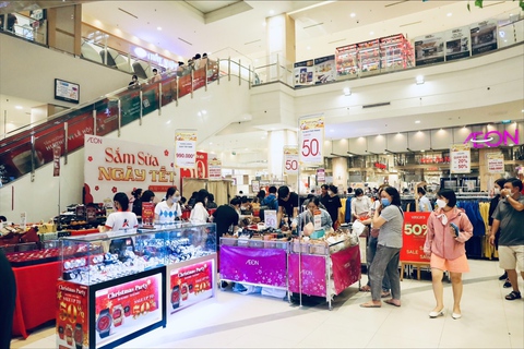 AEON đẩy mạnh khuyến mại, tăng thời gian mở cửa phục vụ khách hàng sắm Tết - Ảnh 3. AEON đẩy mạnh khuyến mại, tăng thời gian mở cửa phục vụ khách hàng sắm Tết - Ảnh 3.