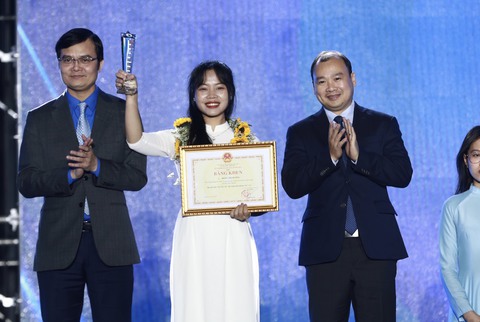 73 năm Hội Sinh viên Việt Nam là bạn đồng hành với sinh viên - Ảnh 3. 73 năm Hội Sinh viên Việt Nam là bạn đồng hành với sinh viên - Ảnh 3.