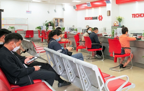 Một ngân hàng có thu nhập "khủng" trong ngành giảm gần 600 nhân sự - Ảnh 1. Thu nhập bình quân/tháng của mỗi nhân sự tại TCB đạt 45 triệu đồng - Ảnh: TCB