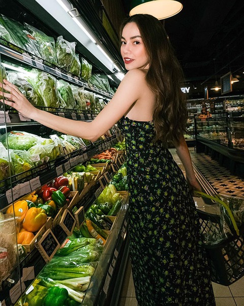 Ảnh vui sao Việt 8-1: Vợ chồng Huy Trần - Ngô Thanh Vân vui nhộn - Ảnh 2. Ảnh vui sao Việt 8-1: Vợ chồng Huy Trần - Ngô Thanh Vân vui nhộn - Ảnh 2.