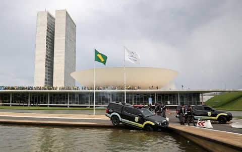 Toàn cảnh vụ bạo loạn vì Trump của Brazil - Ảnh 5. Toàn cảnh vụ bạo loạn vì Trump của Brazil - Ảnh 5.