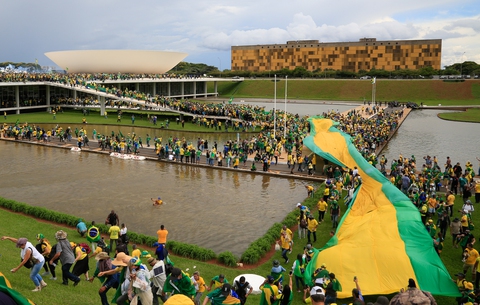 Toàn cảnh vụ bạo loạn vì Trump của Brazil - Ảnh 4. Toàn cảnh vụ bạo loạn vì Trump của Brazil - Ảnh 4.