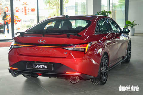 Chi tiết Hyundai Elantra N vừa về đại lý, đối thủ Hàn Quốc của Honda Civic Type R - Ảnh 2. Chi tiết Hyundai Elantra N vừa về đại lý, đối thủ Hàn Quốc của Honda Civic Type R - Ảnh 2.