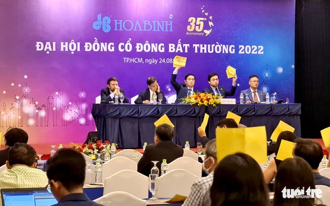 Tập đoàn Hòa Bình sẽ đại hội bất thường để bãi nhiệm thành viên HĐQT? - Ảnh 1. Tập đoàn Hòa Bình sẽ đại hội bất thường để bãi nhiệm thành viên HĐQT? - Ảnh 1.