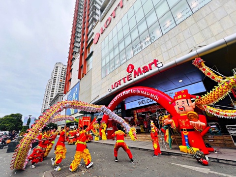 Mua sắm tại LOTTE Mart Phú Thọ: trải nghiệm mới, khuyến mại ‘khủng’ - Ảnh 1. Mua sắm tại LOTTE Mart Phú Thọ: trải nghiệm mới, khuyến mại ‘khủng’ - Ảnh 1.