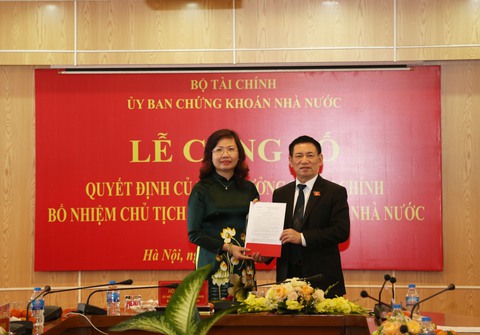 Ủy ban Chứng khoán Nhà nước có chủ tịch mới - Ảnh 1. Ủy ban Chứng khoán Nhà nước có chủ tịch mới - Ảnh 1.