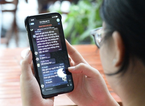 Một nhóm chat giới thiệu bán hàng trên nền tảng Telegram - Ảnh: HẢI QUỲNH Một nhóm chat giới thiệu bán hàng trên nền tảng Telegram - Ảnh: HẢI QUỲNH