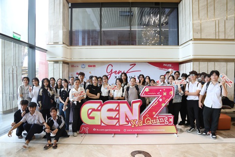 Ba bảng đấu đầu tiên cuộc thi ‘Gen Z Xứ Quảng’ mang đến bất ngờ lớn - Ảnh 4. Đông đảo khán giả là học sinh, thầy cô các trường THPT trên địa bàn Đà Nẵng đã đến với cuộc thi - Ảnh: TRƯỜNG TRUNG