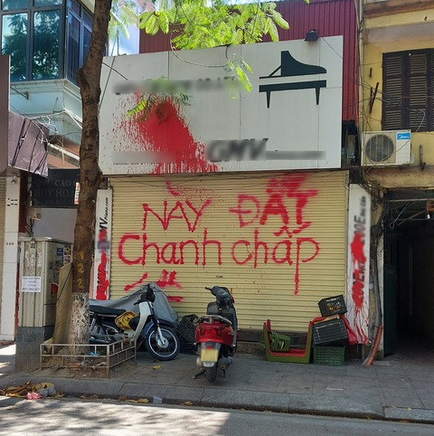 Ảnh vui 10-10: Giơ tay lên, bạn đã bị 'cảnh sát chính tả' bắt - Ảnh 1. Đúng chính tả quan trọng đến thế sao?!
