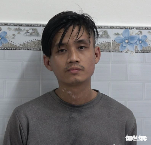 Khởi tố thanh niên dùng súng cướp ngân hàng tại Tiền Giang - Ảnh 1. Nghi phạm Võ Thanh Hòa tại cơ quan công an - Ảnh: Công an cung cấp