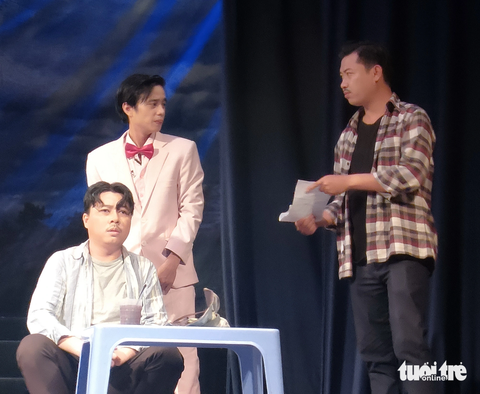 Cảnh trong vở Thương thì thương thế thôi - Ảnh: LINH ĐOAN Cảnh trong vở Thương thì thương thế thôi - Ảnh: LINH ĐOAN