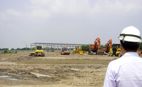 Mặt bằng thi công cao tốc Biên Hòa - Vũng Tàu đoạn qua tỉnh Bà Rịa - Vũng Tàu đã sẵn sàng, nhưng đoạn qua tỉnh Đồng Nai còn vướng - Ảnh: ĐÔNG HÀ Mặt bằng thi công cao tốc Biên Hòa - Vũng Tàu đoạn qua tỉnh Bà Rịa - Vũng Tàu đã sẵn sàng, nhưng đoạn qua tỉnh Đồng Nai còn vướng - Ảnh: ĐÔNG HÀ