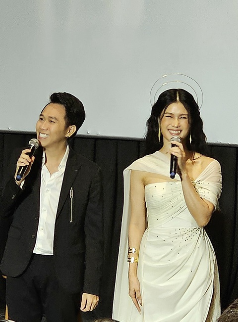 Phúc Anh tự nhận cô sợ đuối nếu theo đuổi dòng nhạc thịnh hành nên chọn cinematic - phong cách âm nhạc mình thực sự yêu thích - Ảnh: MI LY Phúc Anh tự nhận cô sợ đuối nếu theo đuổi dòng nhạc thịnh hành nên chọn cinematic - phong cách âm nhạc mình thực sự yêu thích - Ảnh: MI LY