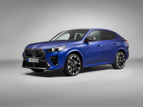 BMW X2 đời mới chính thức ra mắt: Lớp áo mới trong bộ khung cũ - Ảnh 2. Tản nhiệt và hốc gió khổ lớn là tâm điểm chính của đầu xe X2 2024 - Ảnh: BMW