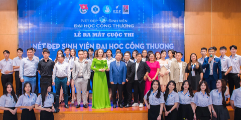 Các thí sinh tham gia cuộc thi Nét đẹp sinh viên đại học Công Thương TP.HCM - Ảnh: Michael Neo Các thí sinh tham gia cuộc thi Nét đẹp sinh viên Đại học Công Thương TP.HCM - Ảnh: Michael Neo