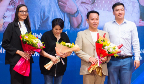 Ban cố vấn cuộc thi - Ảnh: Michael Neo Ban cố vấn cuộc thi - Ảnh: Michael Neo