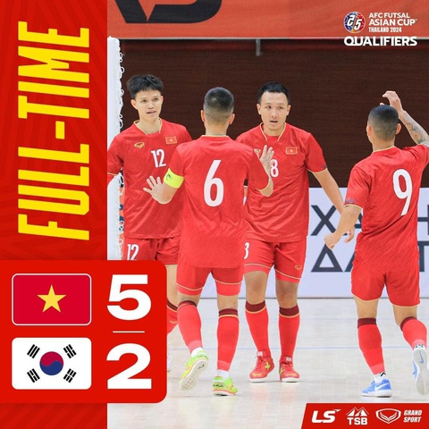Tuyển futsal Việt Nam thắng đậm Hàn Quốc - Ảnh 2. Đội tuyển futsal Việt Nam ăn mừng chiến thắng trước Hàn Quốc - Ảnh: VFF