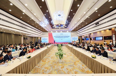 Chủ tịch VCCI Phạm Tấn Công: Cả nước có khoảng 3 triệu doanh nhân - Ảnh 2. Toàn cảnh Hội nghị toàn quốc các hiệp hội doanh nghiệp và giới doanh nhân Việt Nam năm 2023 - Ảnh: B.N.
