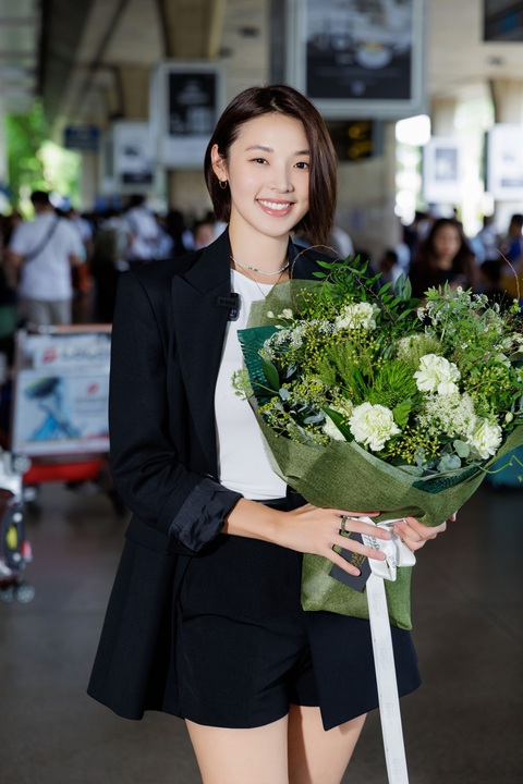 Dàn hoa hậu Miss Earth đổ bộ Việt Nam trước thềm chung kết - Ảnh 3. Miss Earth 2022 Mina Sue Choi.