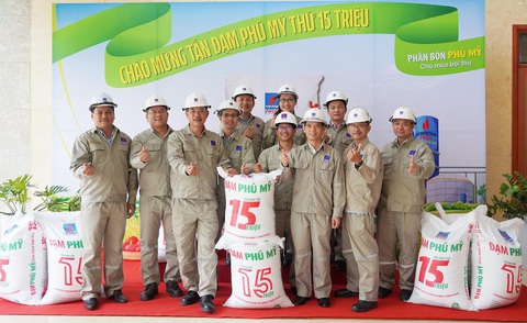 Đạm Phú Mỹ cho ra tấn Ure thứ 15 triệu sau 20 năm hoạt động - Ảnh 1. Đạm Phú Mỹ cho ra tấn Ure thứ 15 triệu sau 20 năm hoạt động - Ảnh 1.