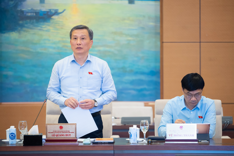 Chủ tịch Quốc hội: Loạt dự án năng lượng nguy cơ thất thoát, lãng phí, giám sát đã làm rõ hay chưa? - Ảnh 1. Chủ nhiệm Ủy ban Khoa học, Công nghệ và Môi trường của Quốc hội Lê Quang Huy - Ảnh: GIA HÂN
