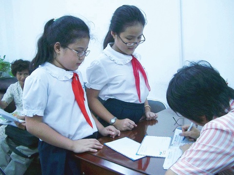 "Chiếc cầu" Tuổi Trẻ - Ảnh 5. "Chiếc cầu" Tuổi Trẻ - Ảnh 5.