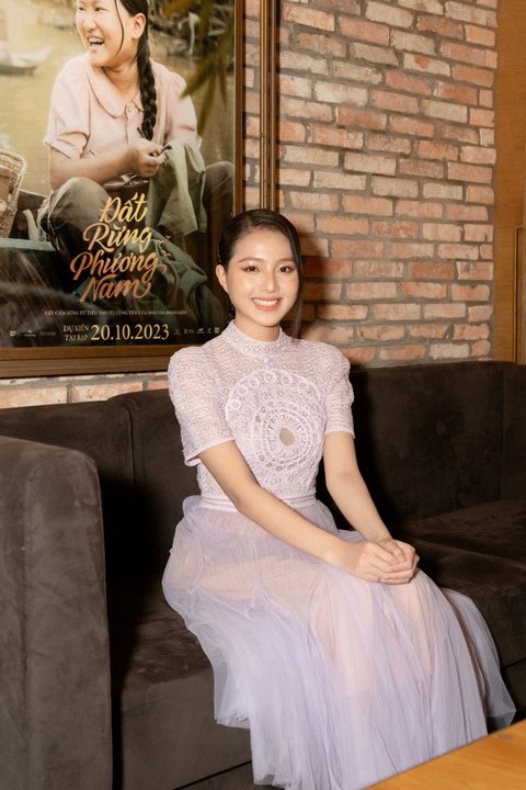 Lộ diện mỹ nhân đóng vai Út Trong của 'Đất rừng phương Nam' - Ảnh 3. Lộ diện mỹ nhân đóng vai Út Trong của 'Đất rừng phương Nam' - Ảnh 3.