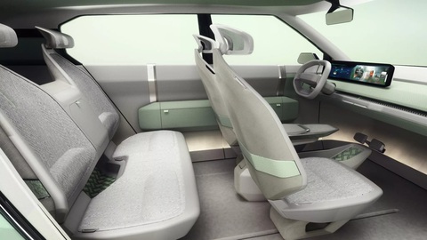 Kia công bố bộ đôi EV3, EV4: Nhìn sedan không khác gì SUV - Ảnh 3. Nội thất EV3 được làm rất đơn giản với các chất liệu chế tạo phần lớn thân thiện với môi trường - Ảnh: Kia