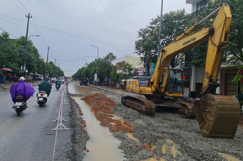 Tin tức sáng 16-12: TP.HCM yêu cầu ngưng đào đường, vỉa hè đón Tết dương lịch; Thưởng tết bao nhiêu?- Ảnh 1. TP.HCM yêu cầu tạm ngưng đào đường trong ngày cuối năm và Tết dương lịch - Ảnh minh họa