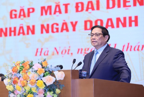 Thủ tướng Phạm Minh Chính: Doanh nhân là lực lượng chủ lực, tiên phong góp phần nâng cao vị thế Việt - Ảnh 3. Thủ tướng Phạm Minh Chính phát biểu tại buổi gặp mặt đại diện doanh nhân, nhân Ngày Doanh nhân Việt Nam