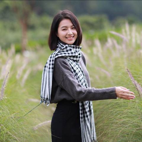 Lộ diện mỹ nhân đóng vai Út Trong của 'Đất rừng phương Nam' - Ảnh 6. Lộ diện mỹ nhân đóng vai Út Trong của 'Đất rừng phương Nam' - Ảnh 6.
