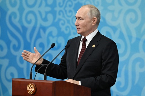 Ngày 13-10, Tổng thống Nga Vladimir Putin phát biểu về tình hình xung đột Israel-Hamas - Ảnh: AFP Tổng thống Nga Vladimir Putin phát biểu về tình hình xung đột Israel - Hamas ngày 13-10 - Ảnh: AFP