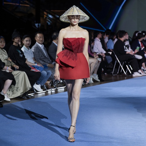 Diệp Linh Châu tham gia Gangnam Fashion Festa 2023 với vai trò giám đốc sáng tạo - Ảnh 9. Diệp Linh Châu tham gia Gangnam Fashion Festa 2023 với vai trò giám đốc sáng tạo - Ảnh 9.