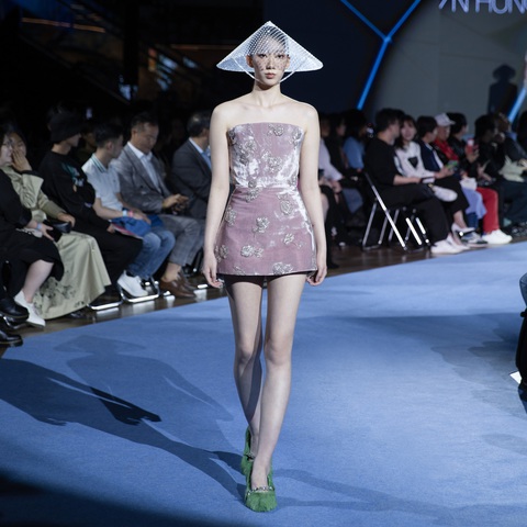 Diệp Linh Châu tham gia Gangnam Fashion Festa 2023 với vai trò giám đốc sáng tạo - Ảnh 7. Diệp Linh Châu tham gia Gangnam Fashion Festa 2023 với vai trò giám đốc sáng tạo - Ảnh 7.