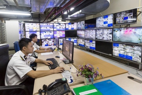 Khám phá hệ thống phòng cháy chữa cháy của các khu đô thị Vinhomes - Ảnh 1. Trang bị camera giám sát 24/24h là lợi thế của các khu đô thị lớn trong việc PCCC. Ảnh: Đ.H