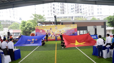 Giải bóng đá công nhân toàn quốc 2023, khu vực Bình Dương: Từ đội bóng xã đến 'đội tuyển công nhân' - Ảnh 6. Khai mạc vòng loại khu vực Bình Dương Giải vô địch bóng đá công nhân toàn quốc 2023 sáng 13-10 - Ảnh: HỮU HẠNH